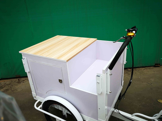 簡単に操作し,効率化するために3輪三輪食品カートをカスタマイズ
